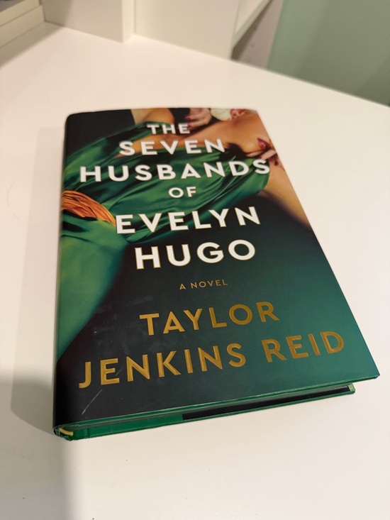 Other - The Seven Husbands of Evelyn Hugo by Taylor Jenkins Reid - Deluxe Hardcover